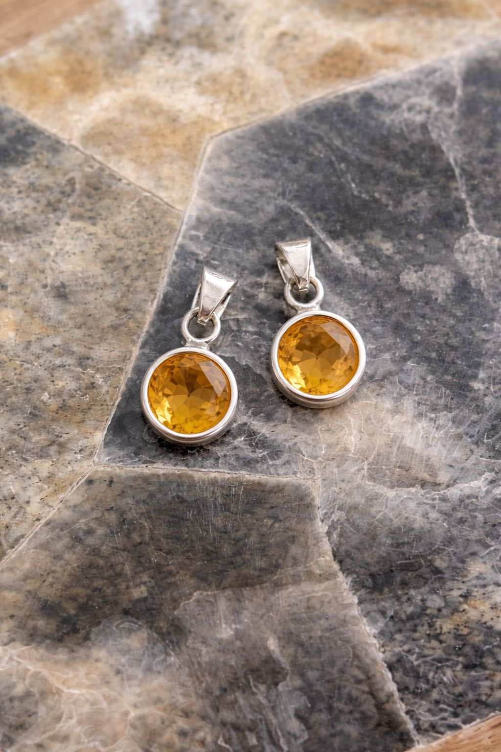 Gemstone Pendant - Citrine - Image 2